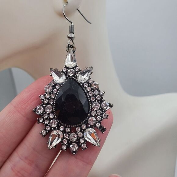 Dripping in rhinestones crystal spiked earrings estate glamor - Picture 2 of 2